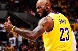 詹姆斯前两场背身单打次数超越同期所有球队！