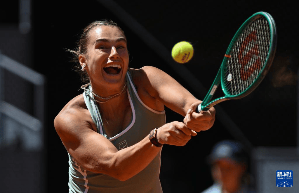 马德里网球公开赛：萨巴伦卡胜大坂直美