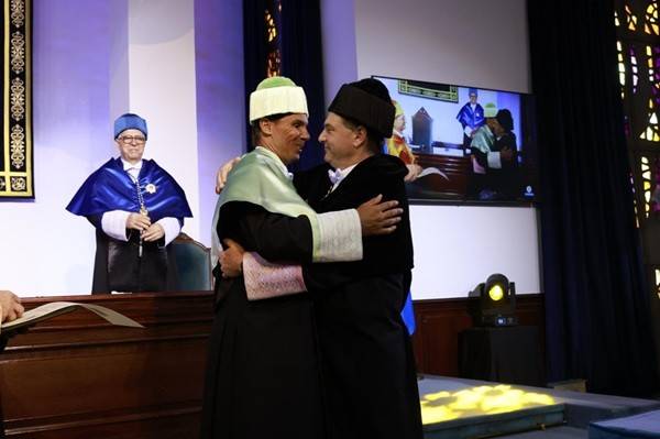 纳达尔获马德里理工大学荣誉博士学位